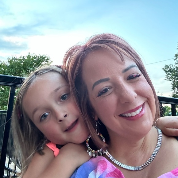 Amybug30 Live Show Alerts! Next Show is Saturday, November 8th 8:30 pm EST - Picture 8 of 16